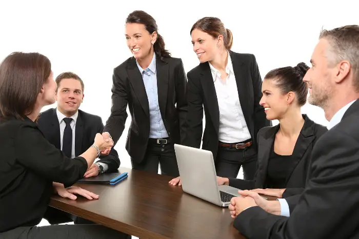 Cadres : les entreprises peinent à recruter, selon l’Apec 1 - Les indiscretions emploi cadres