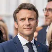 Ça dévisse 10 - Les indiscretions Emmanuel Macron, France 2030 à Toulouse