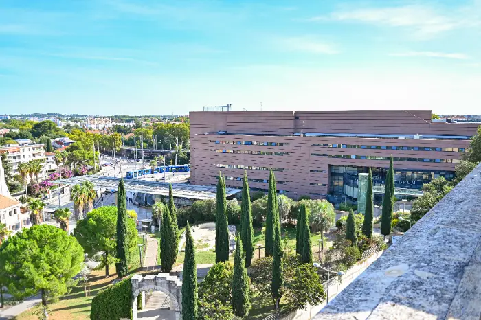 “Permis d’imaginer” le toit du Corum à Montpellier 10 - Les indiscretions TOIT DU CORUM Credit photo L.Severac – Ville et Metropole de Montpellier - Les indiscretions
