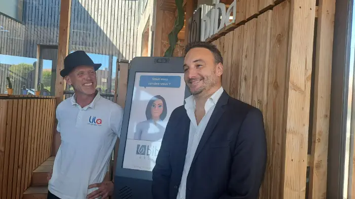 Le digital réveille les Cafés Bibal 1 - Les indiscretions Cafés Bibal Saint-Aunès Thomas Bertrand et Alex Michel