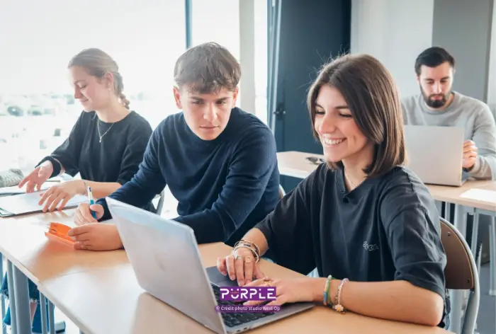Purple Campus Nîmes-Marguerittes met en relation les candidats à l'alternance et les employeurs le 2 juillet 1 - Les indiscretions Apprentissage Purple Campus