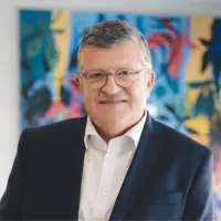 Larmes au 12e étage 18 - Les indiscretions Franck Proust, Comité européen des régions