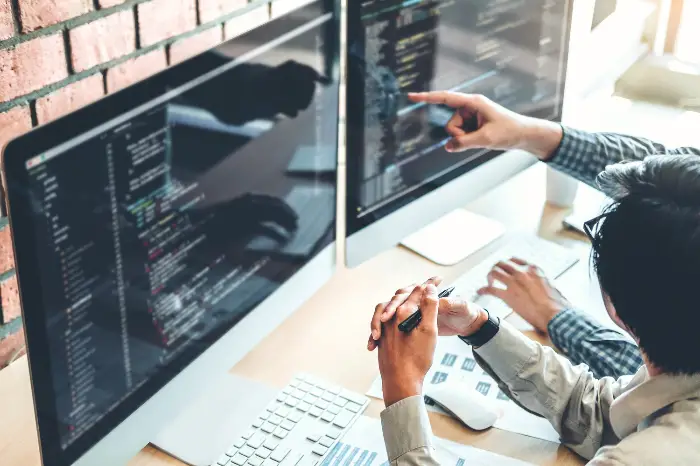 Sécurité économique des entreprises : l’alerte de Geoffroy Roux de Bézieux 7 - Les indiscretions Pradeo cybersecurite French Tech - Les indiscretions