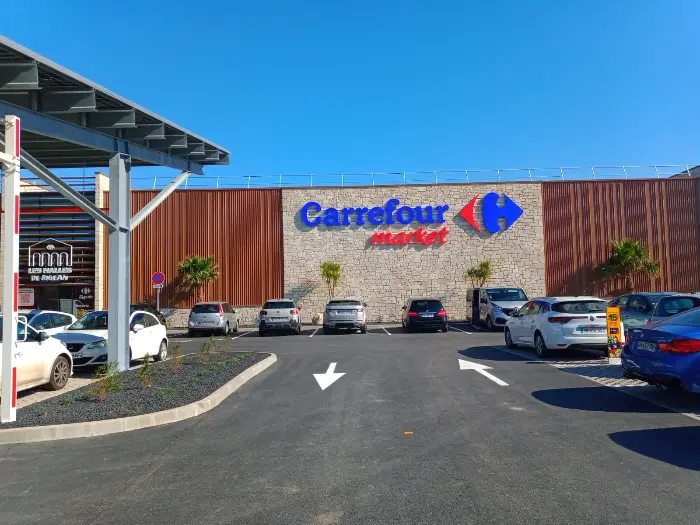 15 ans de recours pour un Carrefour, à Sigean (11) 10 - Les indiscretions Le Carrefour de Sigean a ouvert ce 2 avril.