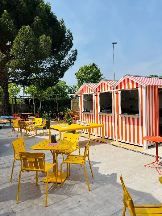 Toulouse : des offres réceptives (presque) comme à la mer 1 - Les indiscretions GuinguetteLaPistochePullmanToulouseAirport1@KevinSpadafora - Les indiscretions