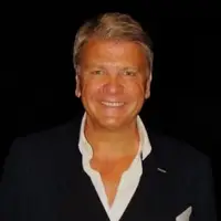 C'est inexcusable 30 - Les indiscretions Laurent Sablayrolles, Just Play